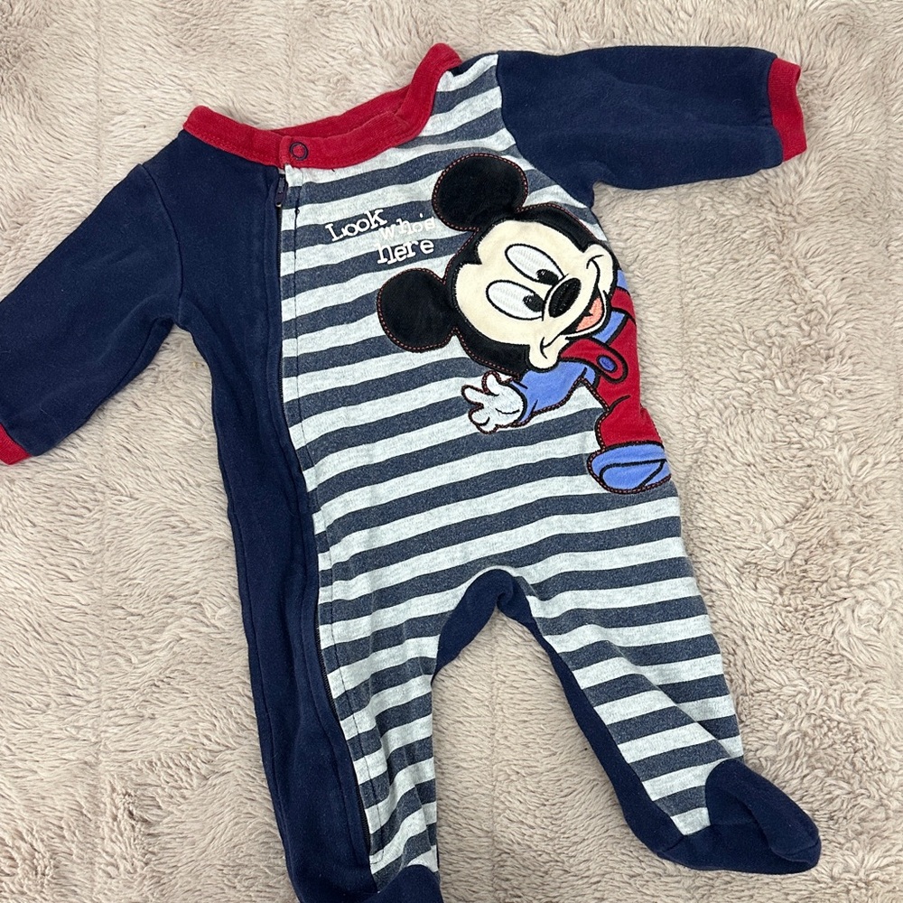 Mickey Mouse Sleeper - Picture 1 of 2